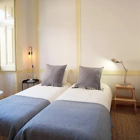Apartment Bh2 Charm In Bohemian Bairro Alto * 4bdr * Old Style Lisbon