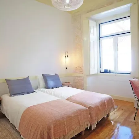 Bh2 Comfort & Style! In The Heart Of Nightlife - Bairro Alto דירה ליסבון
